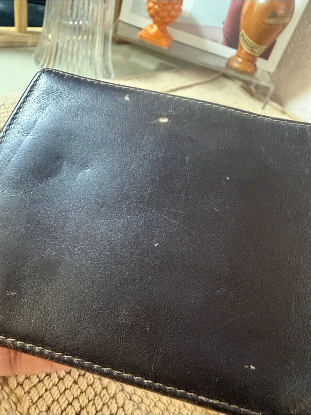 Authenticated Vintage Gucci Black Leather Bifold Wallet Crest Logo